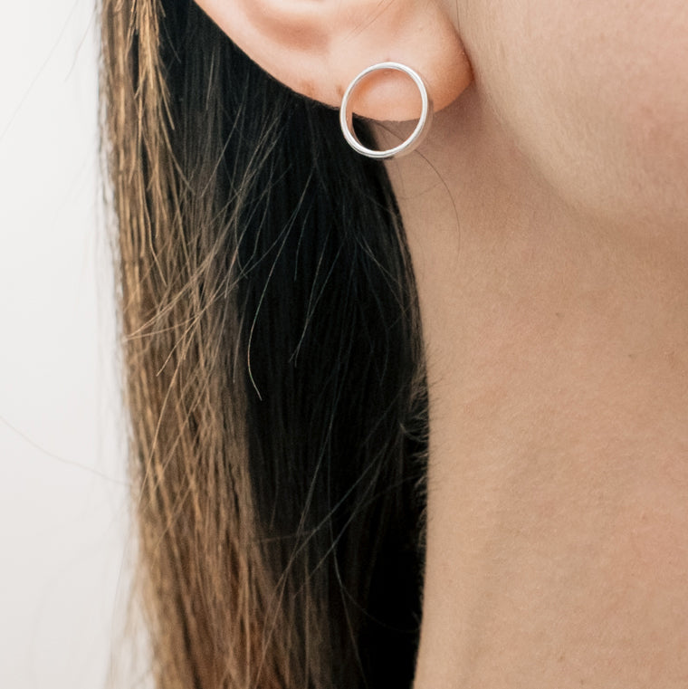 Minimalist Circular Earrings in Silver